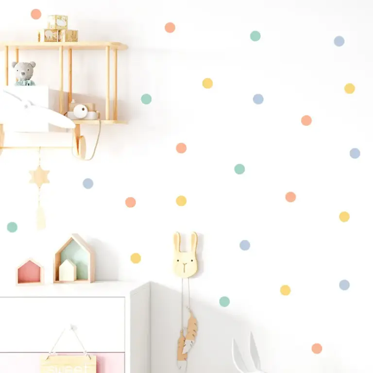 Dots wall stickers in a kids' room