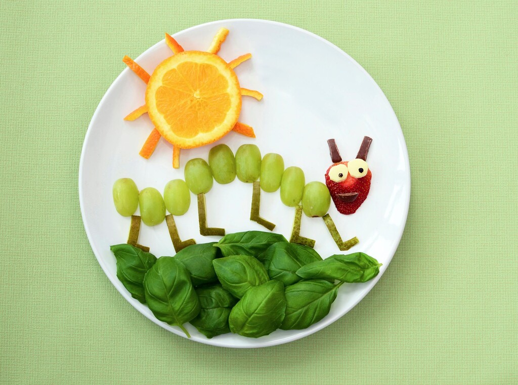 Fun food ideas for picky eaters 3 Caterpillar made from green grapes and a strawberry